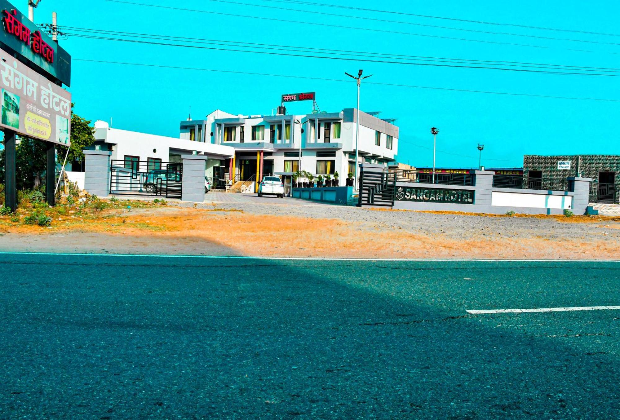 Sangam Hotel Chirawa Exterior foto
